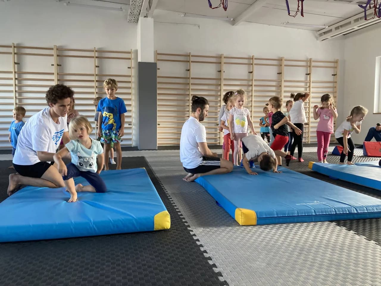 Zajęcia z akrobatyki w Polsce – znajdź idealne dla siebie zajęcia