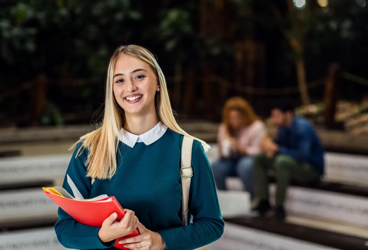 Filozofia co po studiach: najlepsze ścieżki kariery dla absolwentów