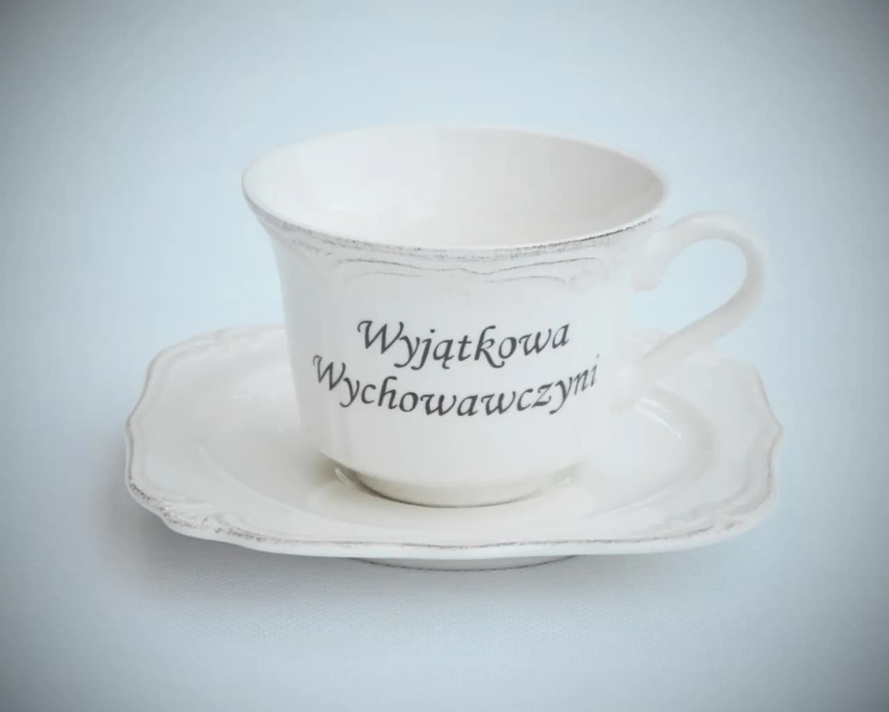 Co kupić na dzień nauczyciela wychowawczyni, aby ją zaskoczyć?