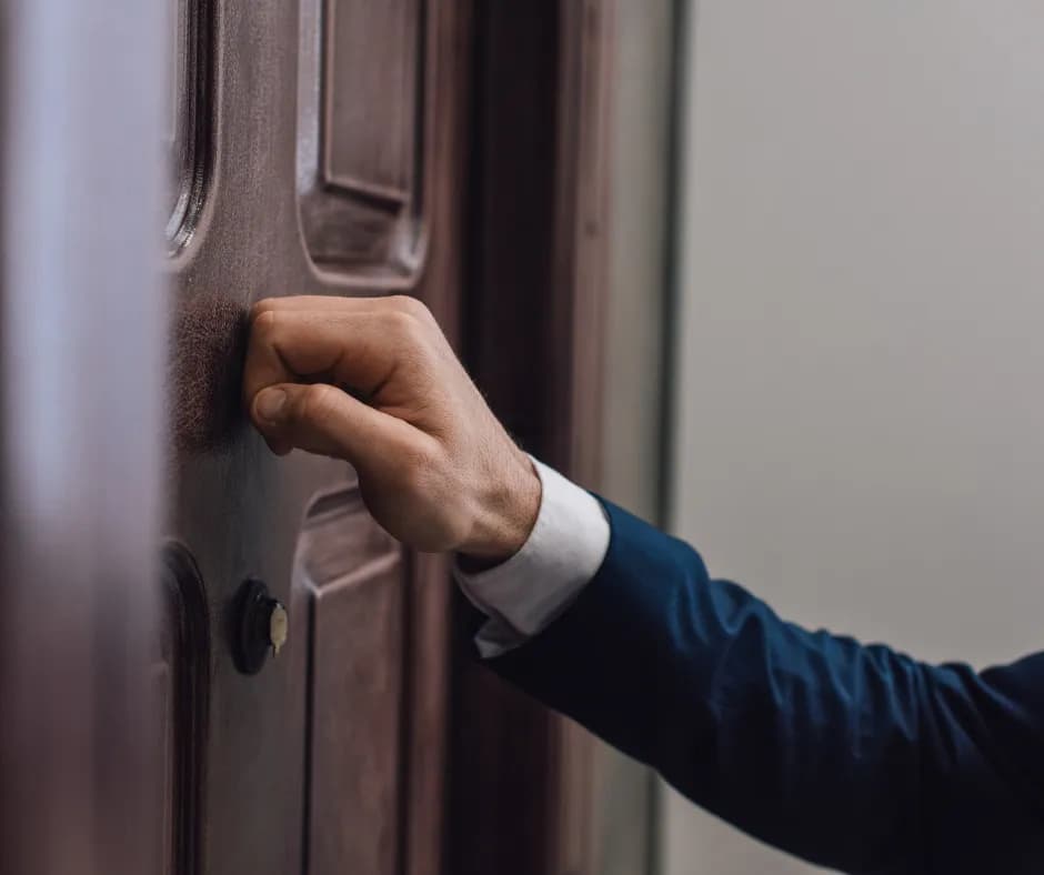 Zajęcia komornicze z zasiłku chorobowego - co musisz wiedzieć, aby uniknąć strat